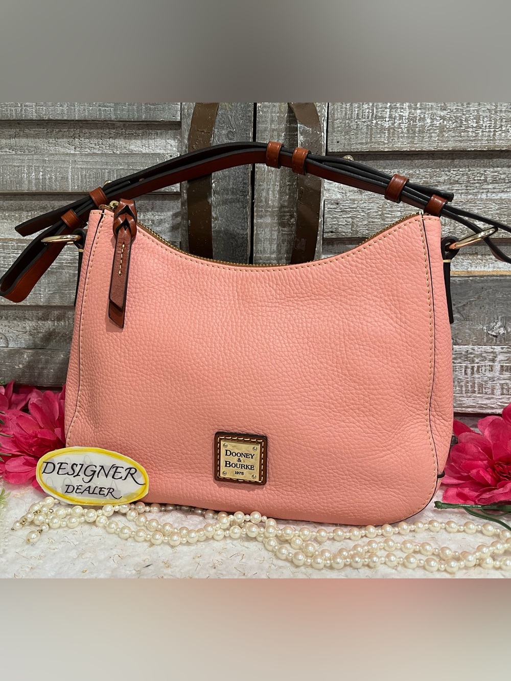 DOONEY BOURKE Pebble Grain Light Pink Shoulder Bag Like New - Picture 3 of 12